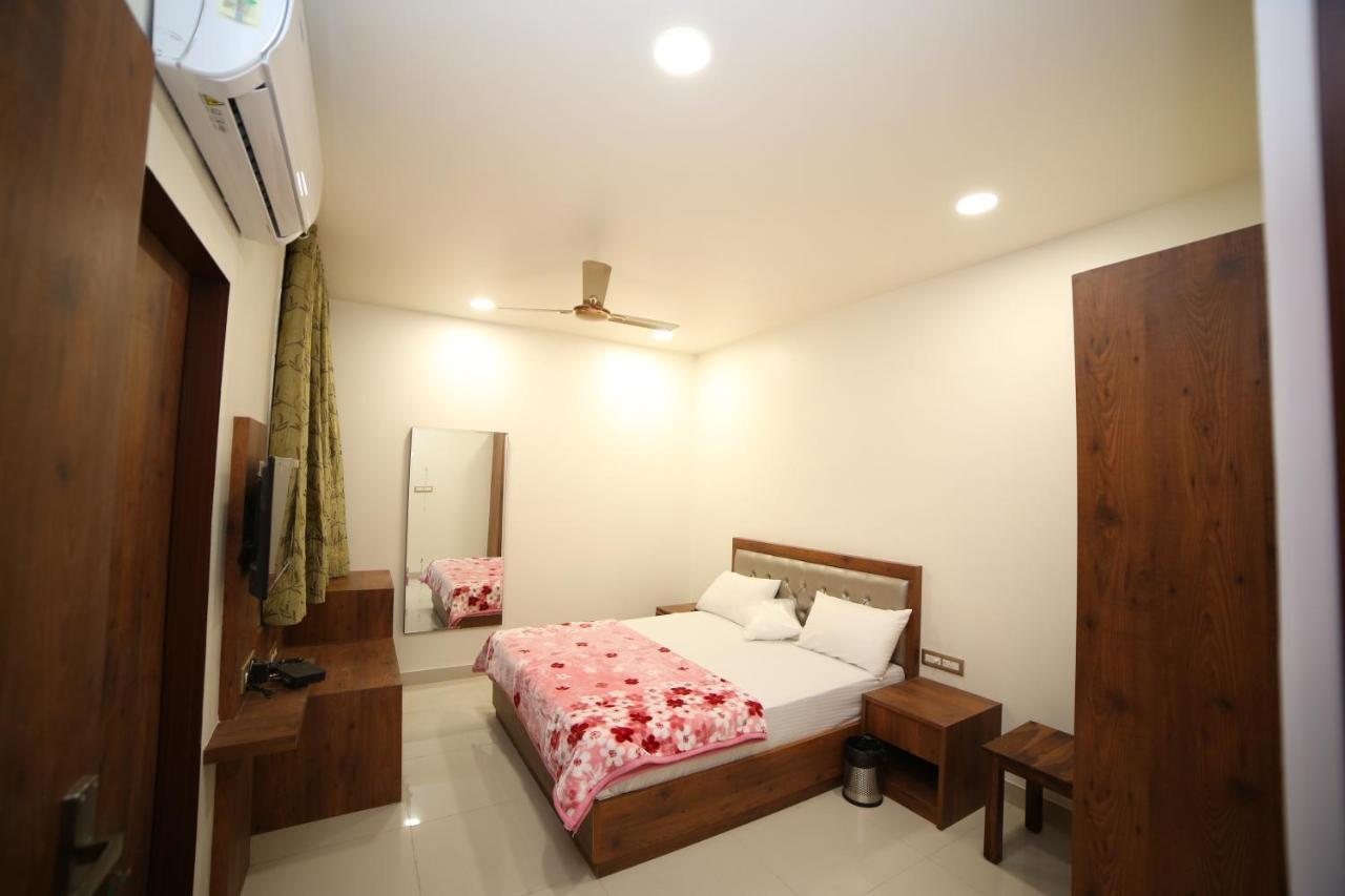 Hotel Devens Jaipur Exteriör bild